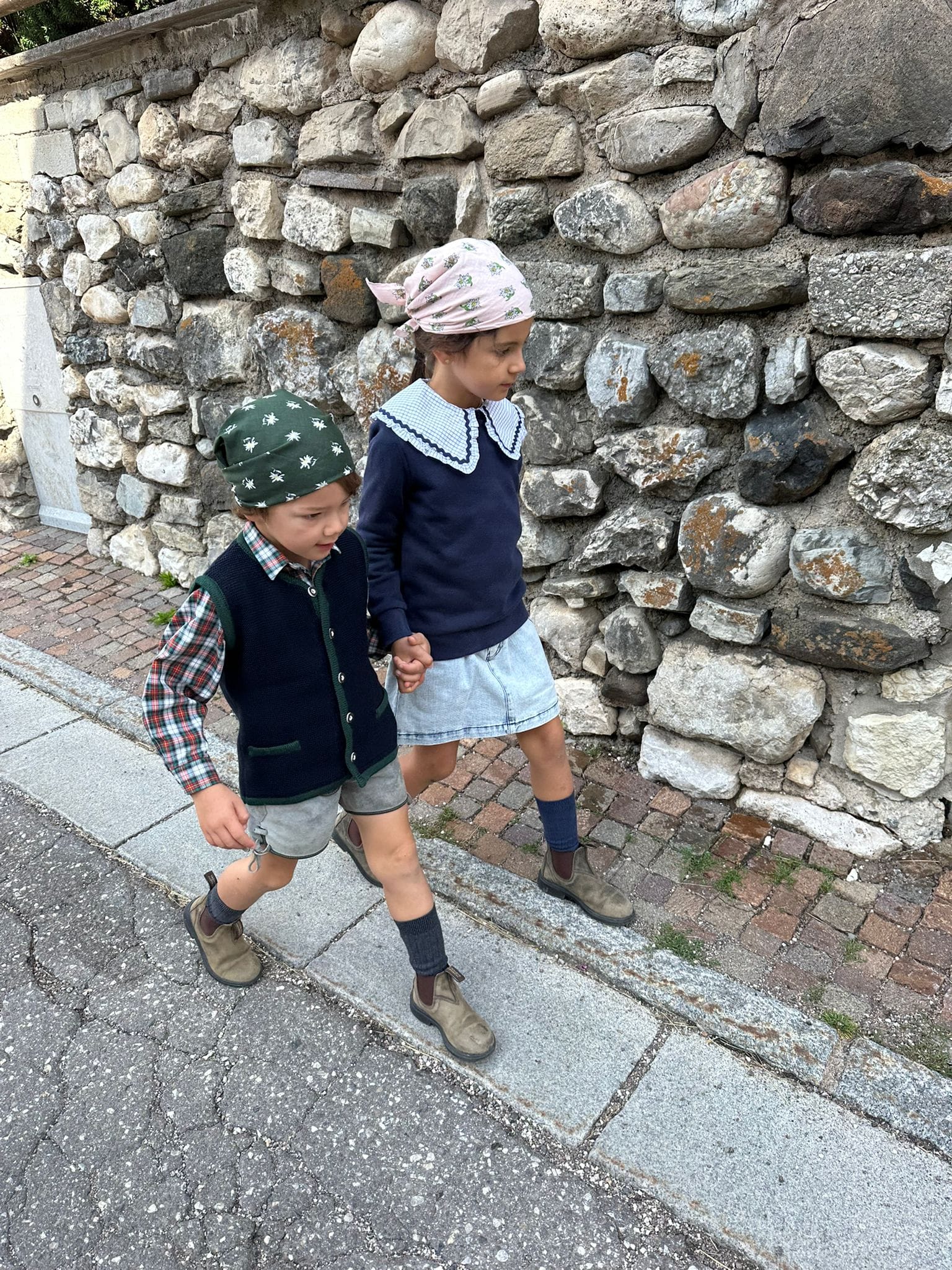 Montagna con i bimbi: eleganza, libertà e qualche piccolo accorgimento