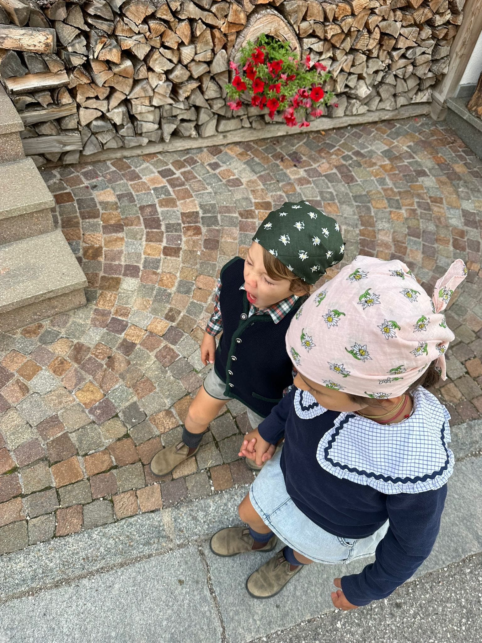 Montagna con i bimbi: eleganza, libertà e qualche piccolo accorgimento