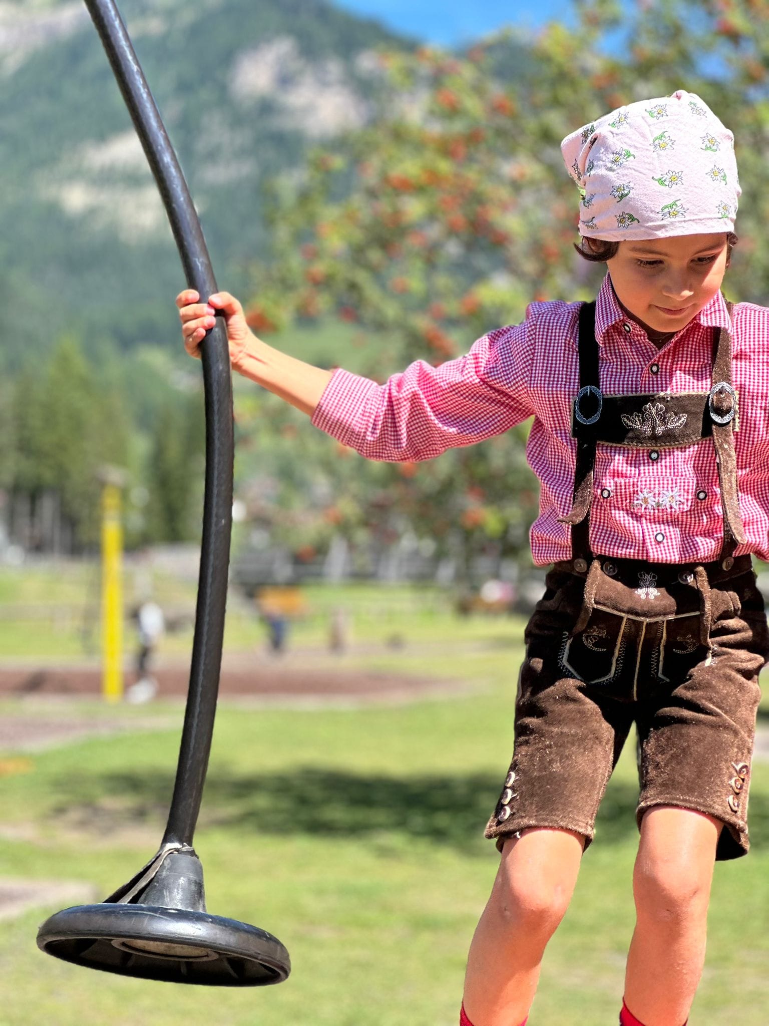 Montagna con i bimbi: eleganza, libertà e qualche piccolo accorgimento