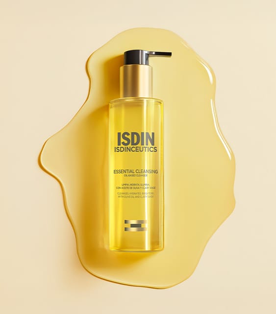 ISDIN ISDINCEITICS La bellezza comincia da un gesto semplice: detergere la pelle