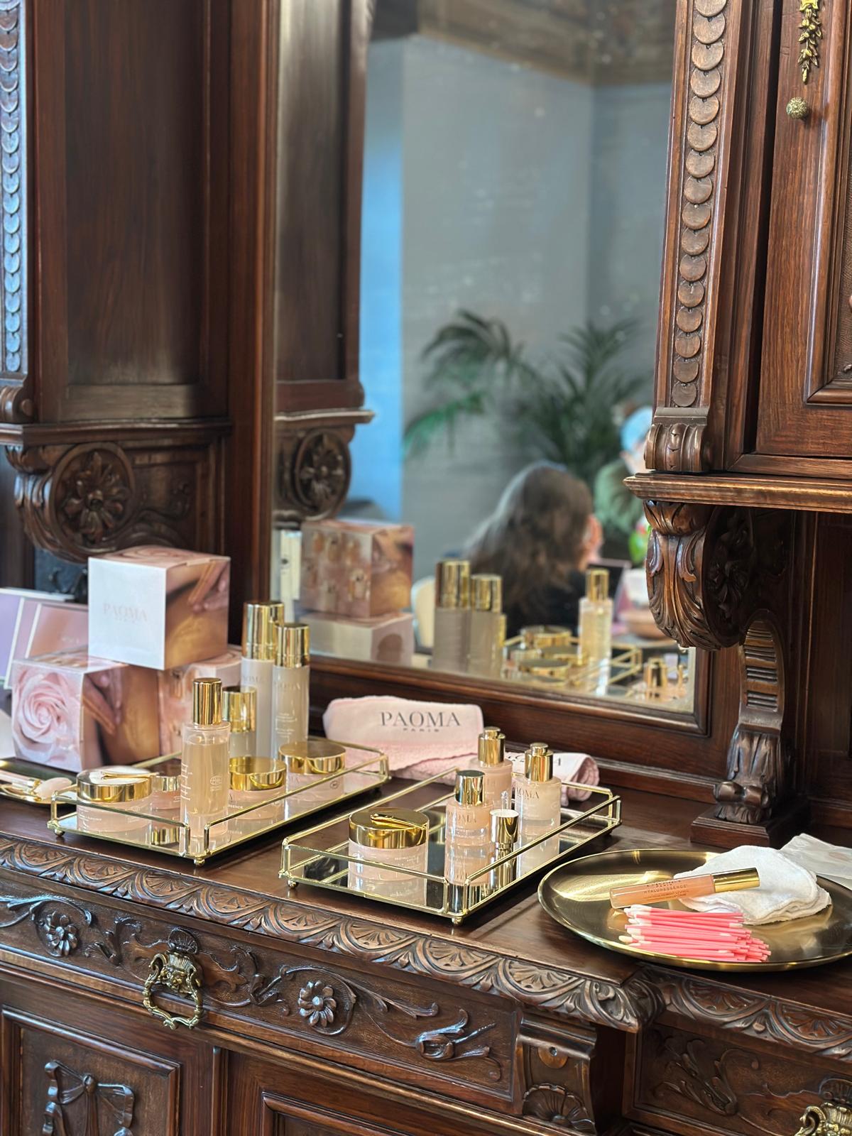 Paoma Paris e la bellezza come gesto d’amore