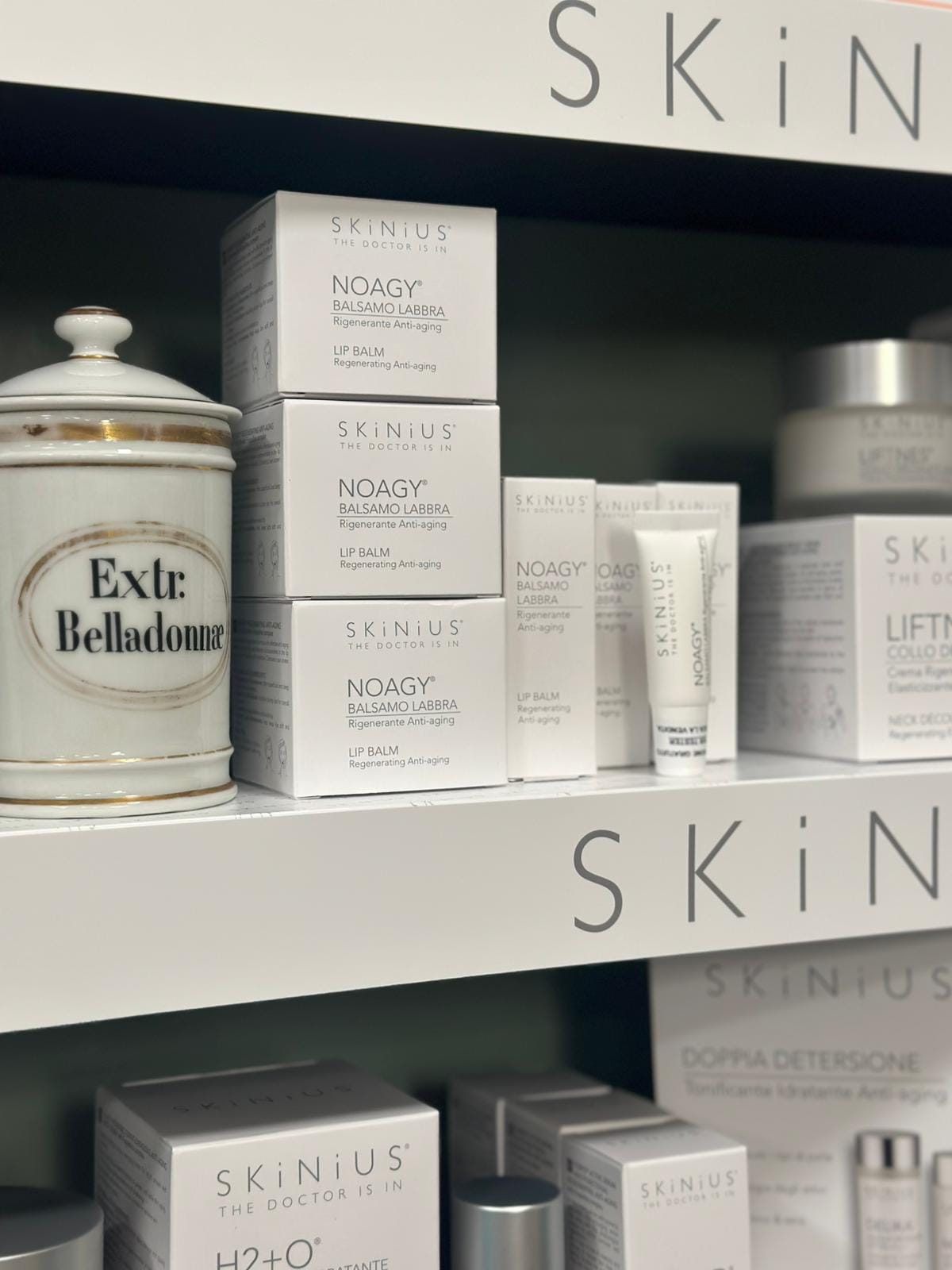 SKINIUS e la scienza della pelle (felice)