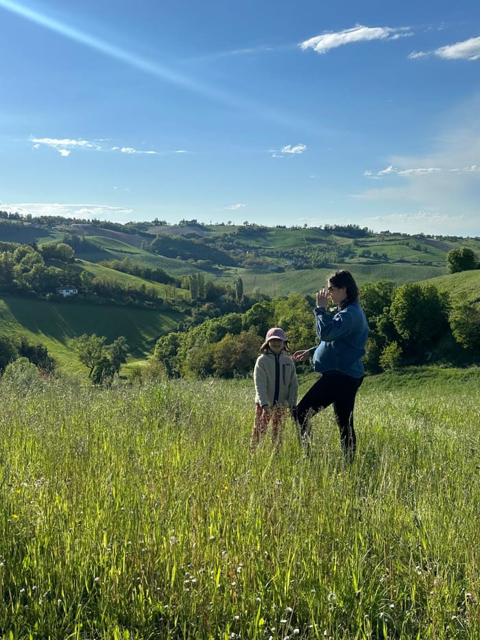 Primavera, luce nuova e un piccolo gesto beauty che fa la differenza